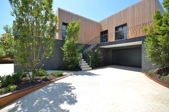 Chalet de 4 habitaciones en Alella en venta con piscina garaje - 1.450.000 € (Ref: 9603658)