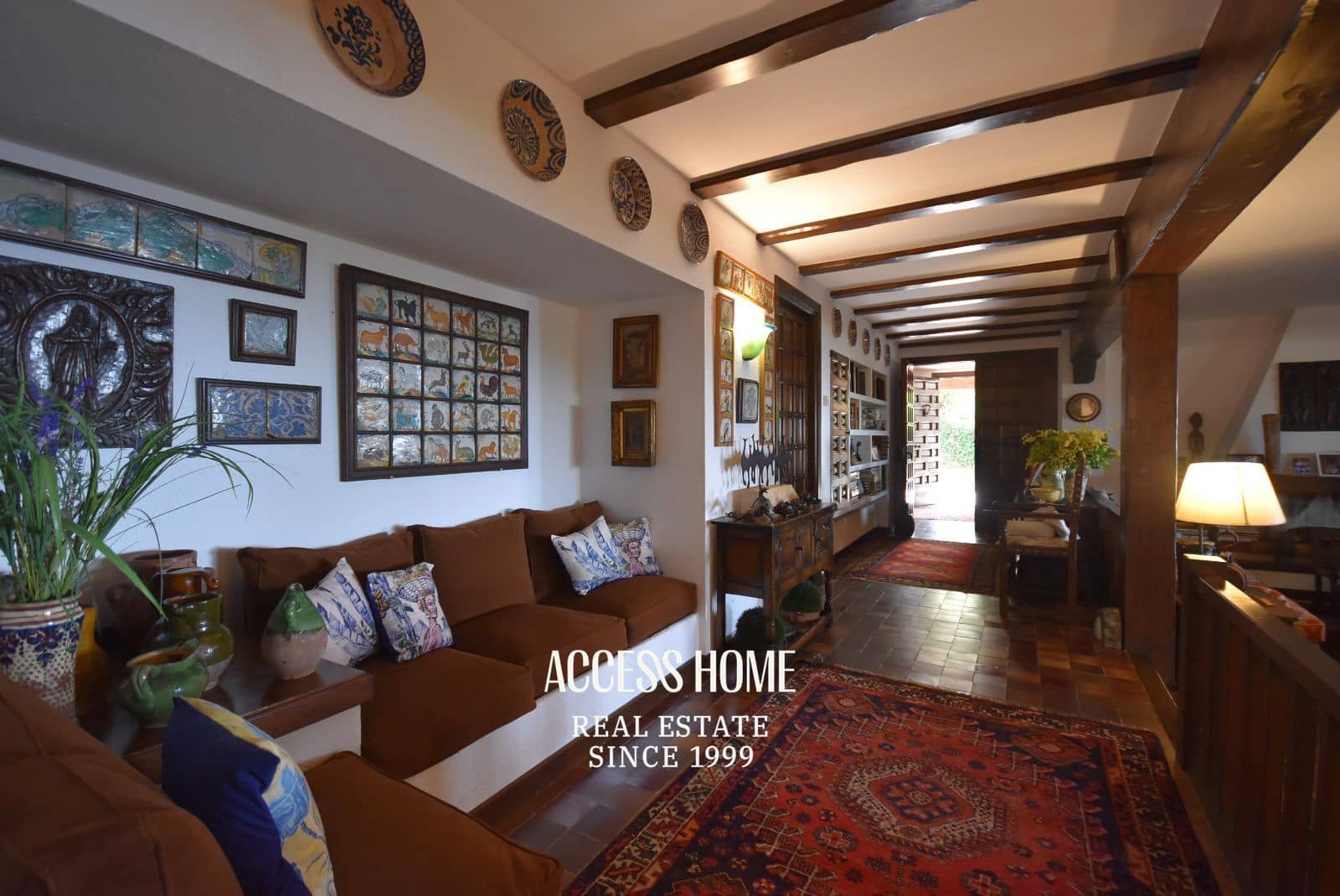 5 bedroom Villa for sale in Sant Vicenc de Montalt with pool garage - € 1,950,000 (Ref: 9623122)