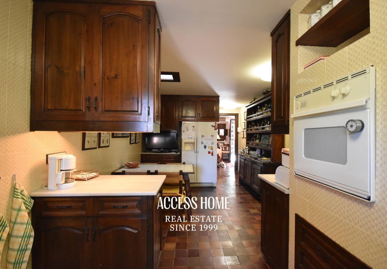 5 bedroom Villa for sale in Sant Vicenc de Montalt with pool garage - € 1,950,000 (Ref: 9623122)