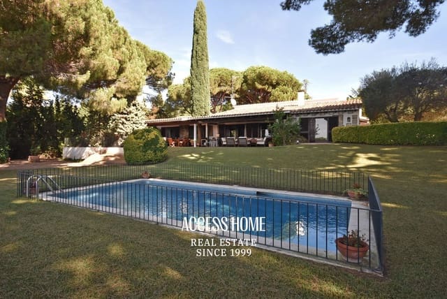 5 bedroom Villa for sale in Sant Vicenç de Montalt with pool garage - € 1,950,000 (Ref: 9623122)