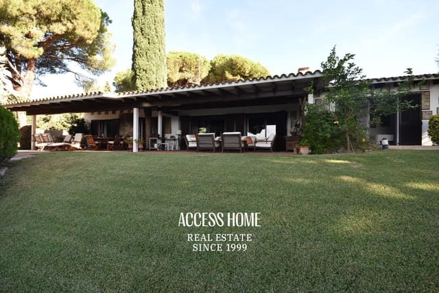 5 bedroom Villa for sale in Sant Vicenç de Montalt with pool garage - € 1,950,000 (Ref: 9623122)