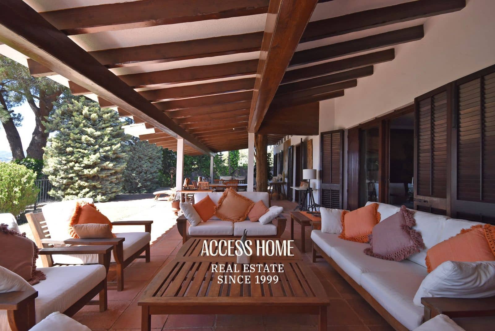 5 soverom Villa til salgs i Sant Vicenc de Montalt med svømmebasseng garasje - € 1 950 000 (Ref: 9623122)