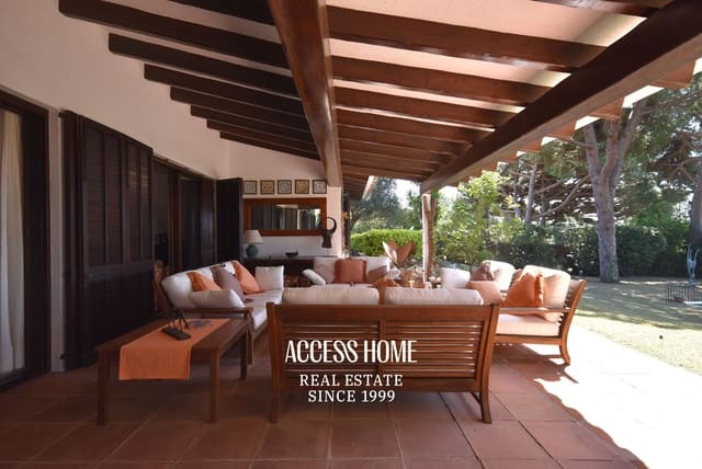 5 chambre Villa/Maison à vendre à Sant Vicenç de Montalt avec piscine garage - 1 950 000 € (Ref: 9623122)