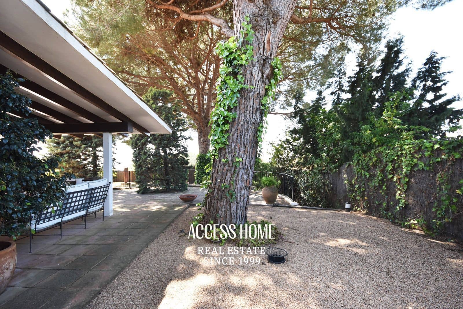 5 soverom Villa til salgs i Sant Vicenc de Montalt med svømmebasseng garasje - € 1 950 000 (Ref: 9623122)