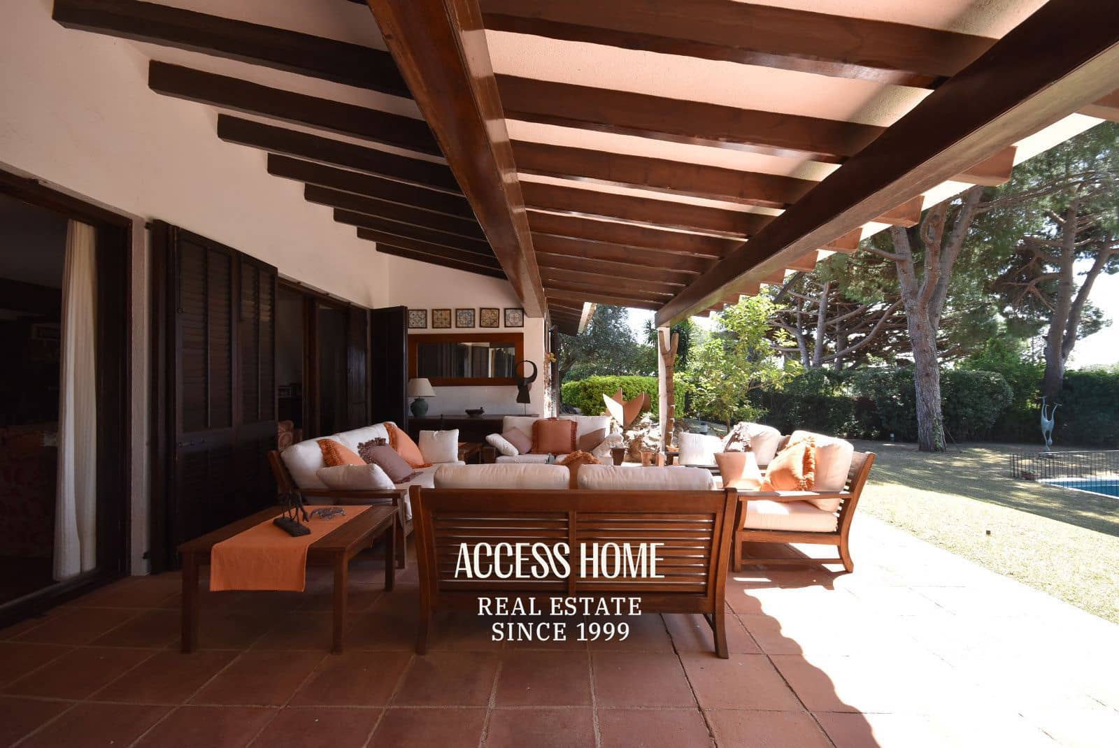 5 soverom Villa til salgs i Sant Vicenc de Montalt med svømmebasseng garasje - € 1 950 000 (Ref: 9623122)