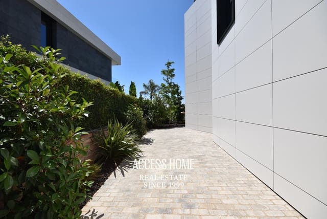 5 slaapkamer Villa te koop in Mataró met zwembad garage - € 1.990.000 (Ref: 9629462)