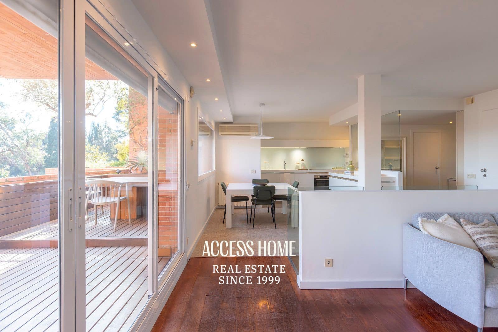 2 chambre Appartement à vendre à Sant Vicenc de Montalt avec piscine garage - 445 000 € (Ref: 9642838)