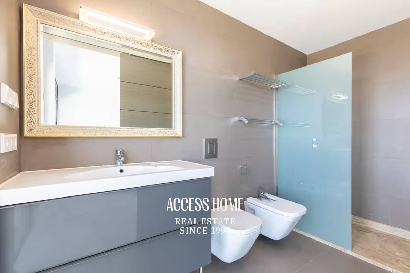 5 sypialnia Willa do wynajęcia w Sant Vicenc de Montalt z basenem garażem - 8 000 € (Ref: 9672188)