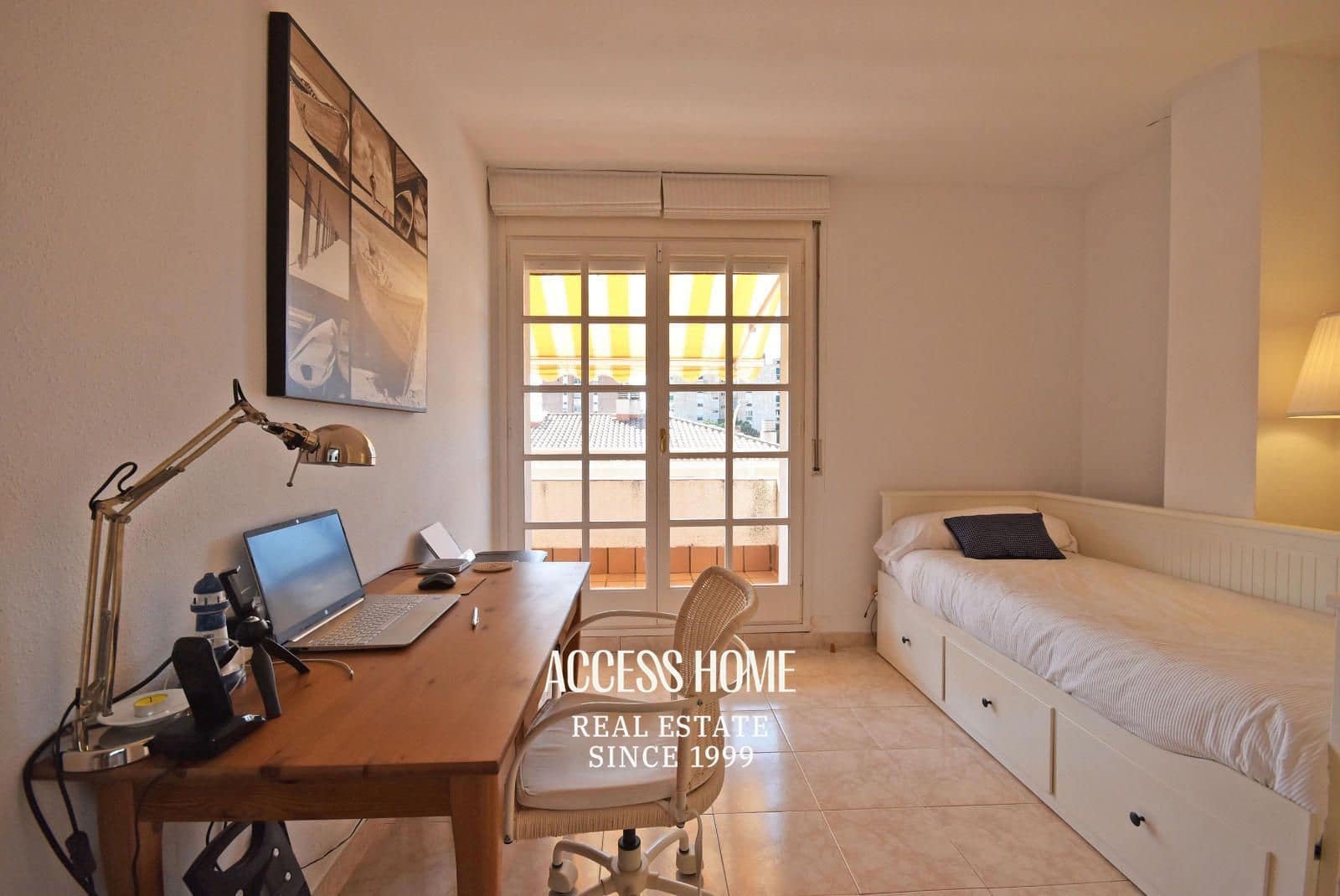 4 bedroom Townhouse for sale in Sant Vicenc de Montalt with pool garage - € 575,000 (Ref: 9679242)