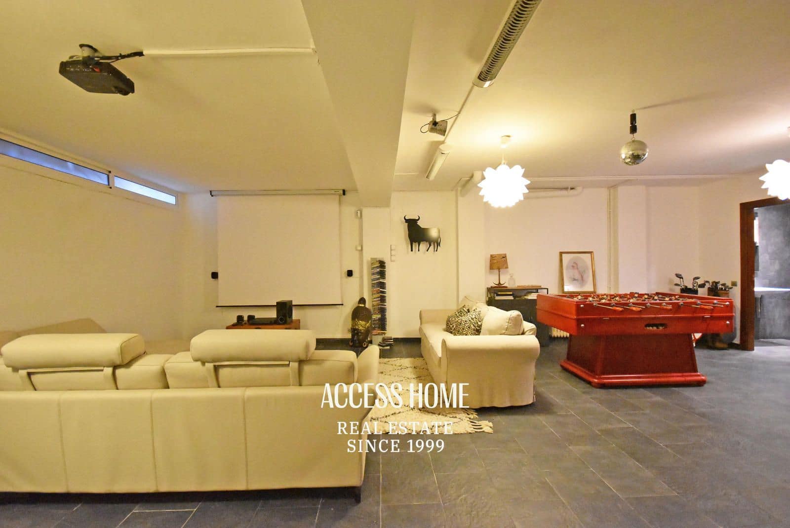 4 bedroom Townhouse for sale in Sant Vicenc de Montalt with pool garage - € 575,000 (Ref: 9679242)