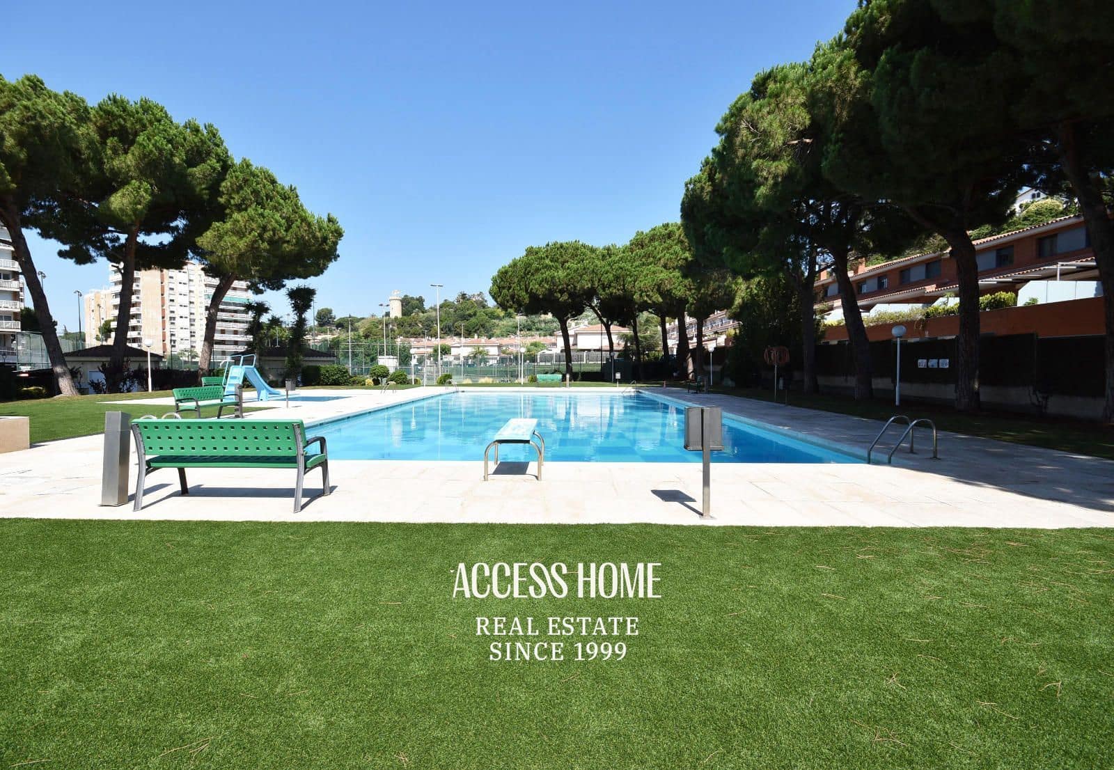 4 bedroom Townhouse for sale in Sant Vicenc de Montalt with pool garage - € 575,000 (Ref: 9679242)