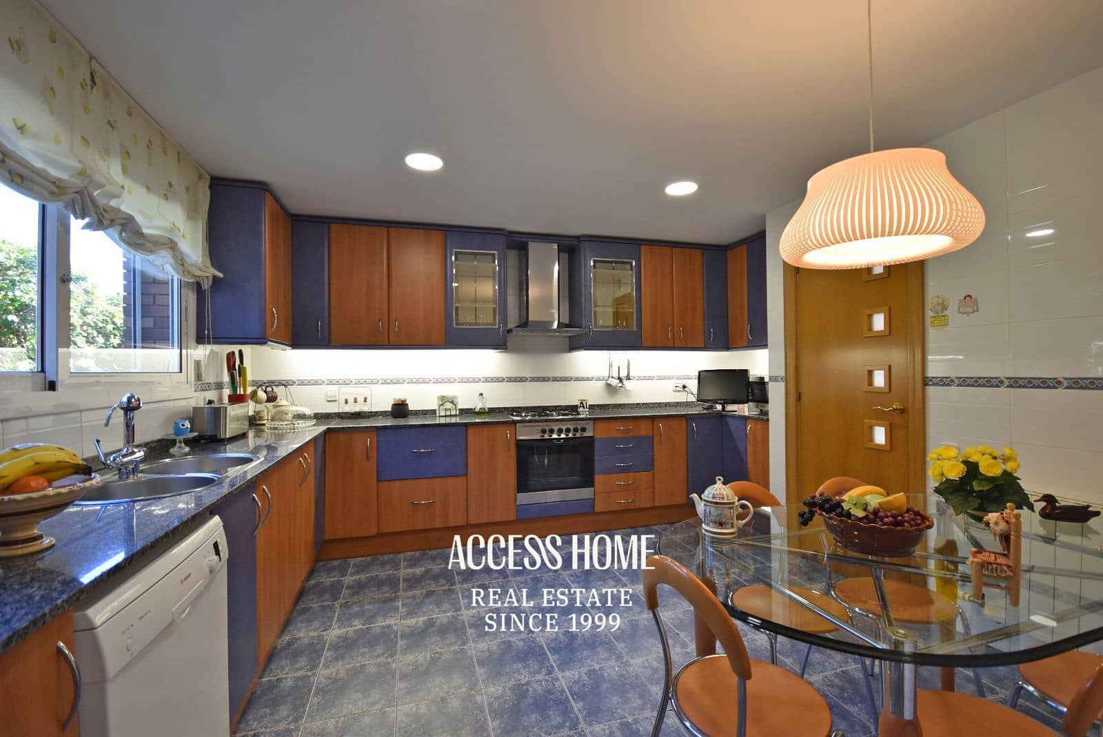 5 quarto Moradia para venda em Premia de Dalt com piscina garagem - 895 000 € (Ref: 9679243)