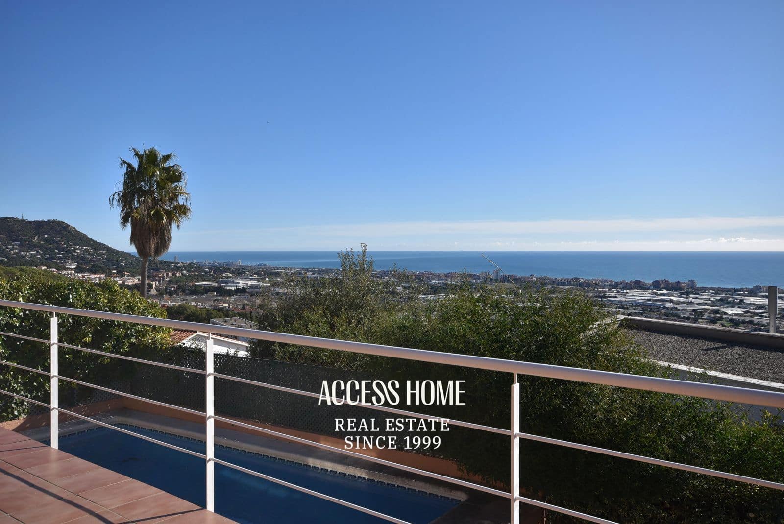 5 quarto Moradia para venda em Premia de Dalt com piscina garagem - 895 000 € (Ref: 9679243)