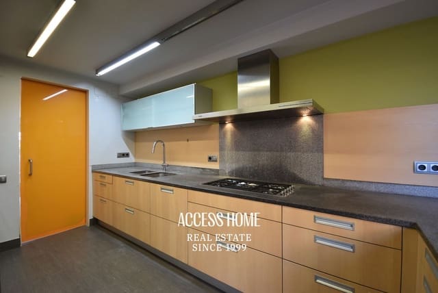 4 soverom Hus til salgs i Alella med svømmebasseng garasje - € 790 000 (Ref: 9720912)