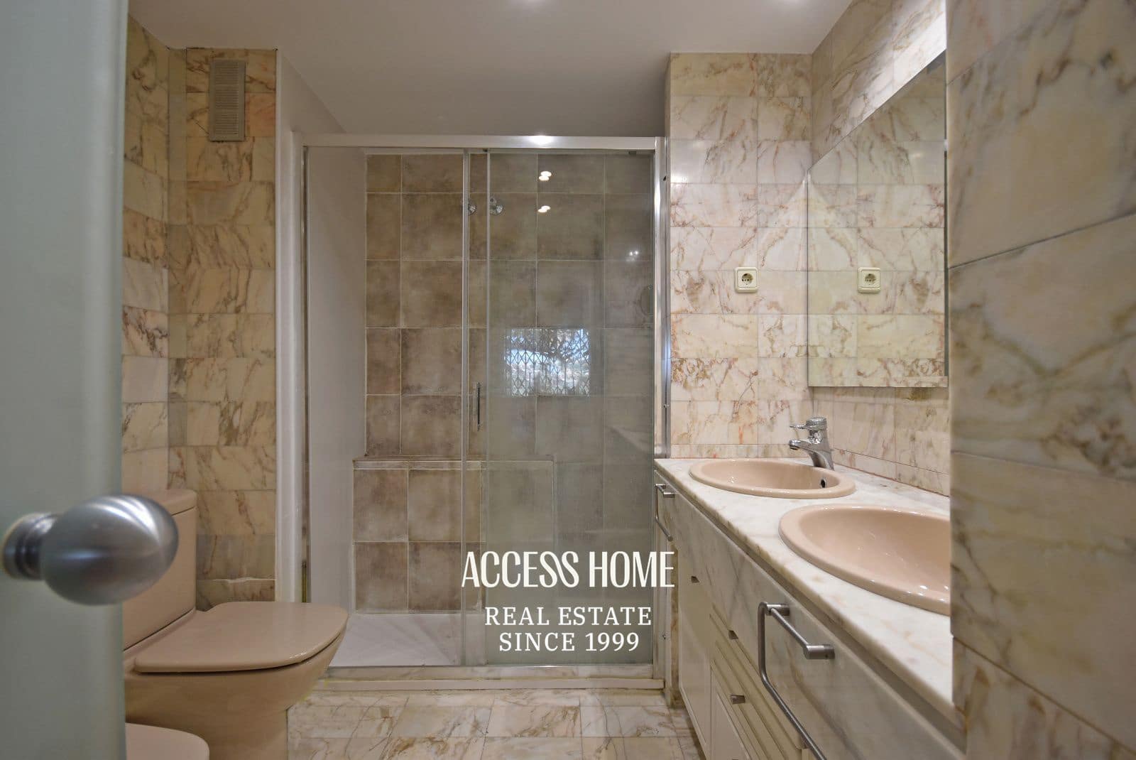 4 soverom Hus til salgs i Alella med svømmebasseng garasje - € 790 000 (Ref: 9720912)