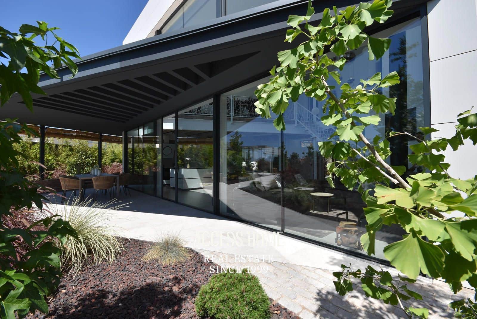 5 bedroom Villa for rent in Mataro with pool garage - € 8,000 (Ref: 9749423)