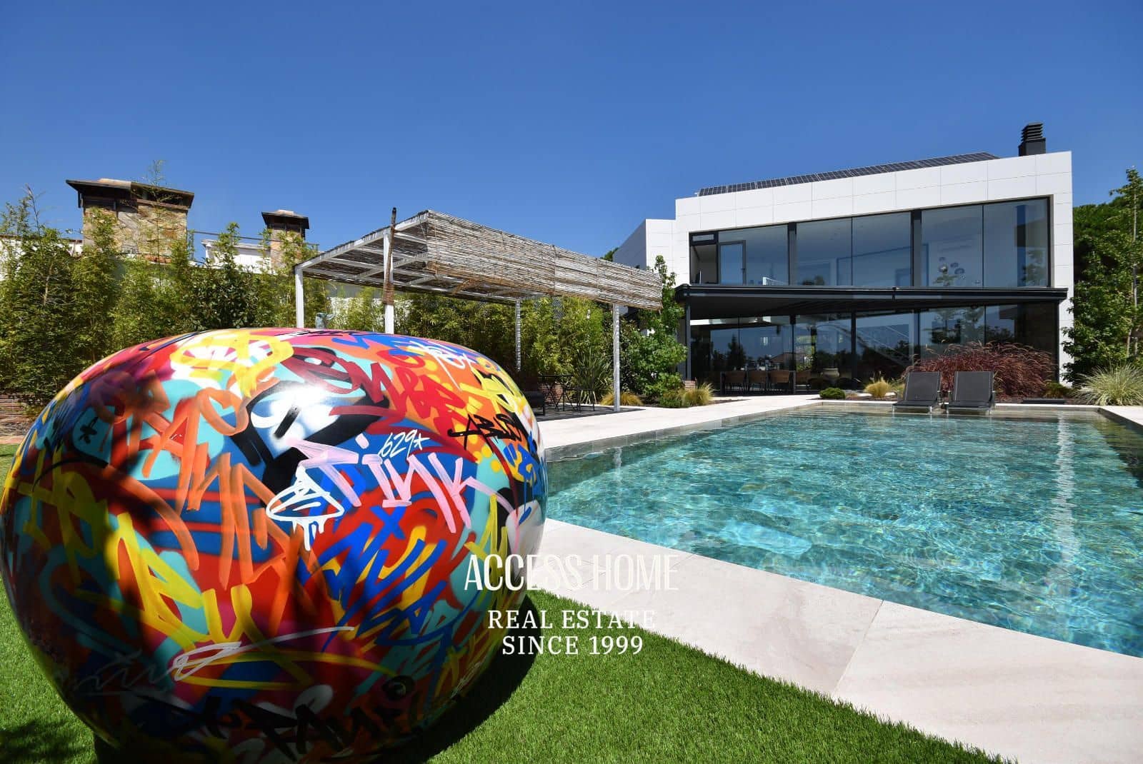 5 bedroom Villa for rent in Mataro with pool garage - € 8,000 (Ref: 9749423)