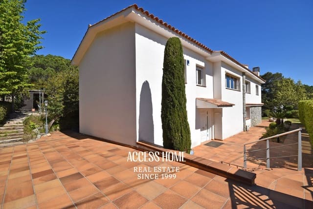 7 soveværelse Villa til salg i Premià de Dalt med swimmingpool garage - € 1.300.000 (Ref: 9757830)