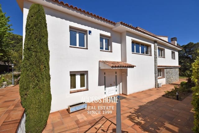 7 soveværelse Villa til salg i Premià de Dalt med swimmingpool garage - € 1.300.000 (Ref: 9757830)