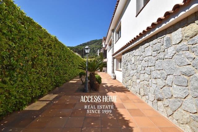 7 soveværelse Villa til salg i Premià de Dalt med swimmingpool garage - € 1.300.000 (Ref: 9757830)