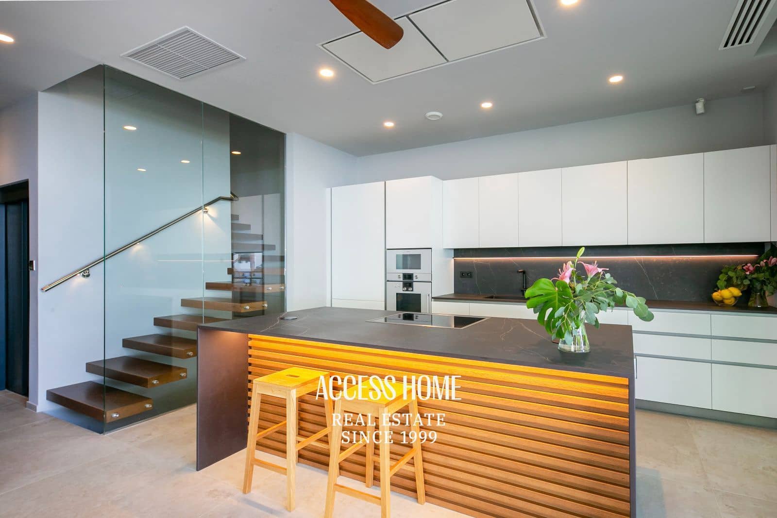 6 soverom Villa til salgs i Caldes d'Estrac med svømmebasseng garasje - € 2 590 000 (Ref: 9758196)