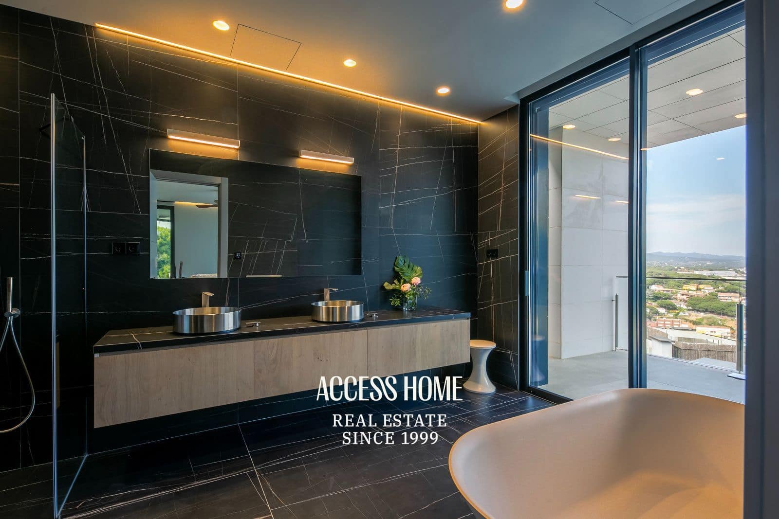 6 soverom Villa til salgs i Caldes d'Estrac med svømmebasseng garasje - € 2 590 000 (Ref: 9758196)