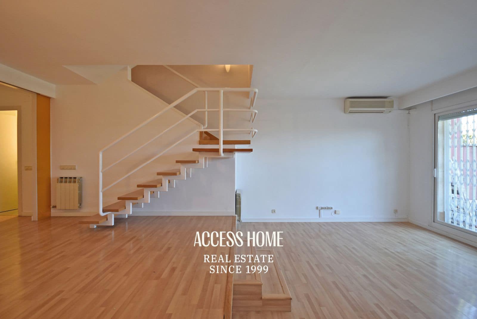 4 soverom Hus til salgs i Alella med svømmebasseng garasje - € 790 000 (Ref: 9776984)