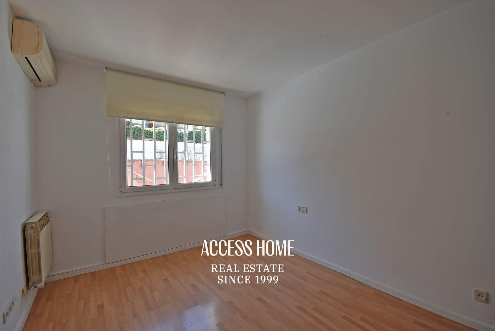 4 soverom Hus til salgs i Alella med svømmebasseng garasje - € 790 000 (Ref: 9776984)