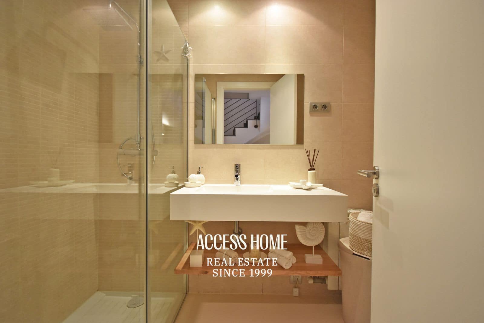 4 soverom Hus til salgs i El Masnou med svømmebasseng garasje - € 949 000 (Ref: 9787843)