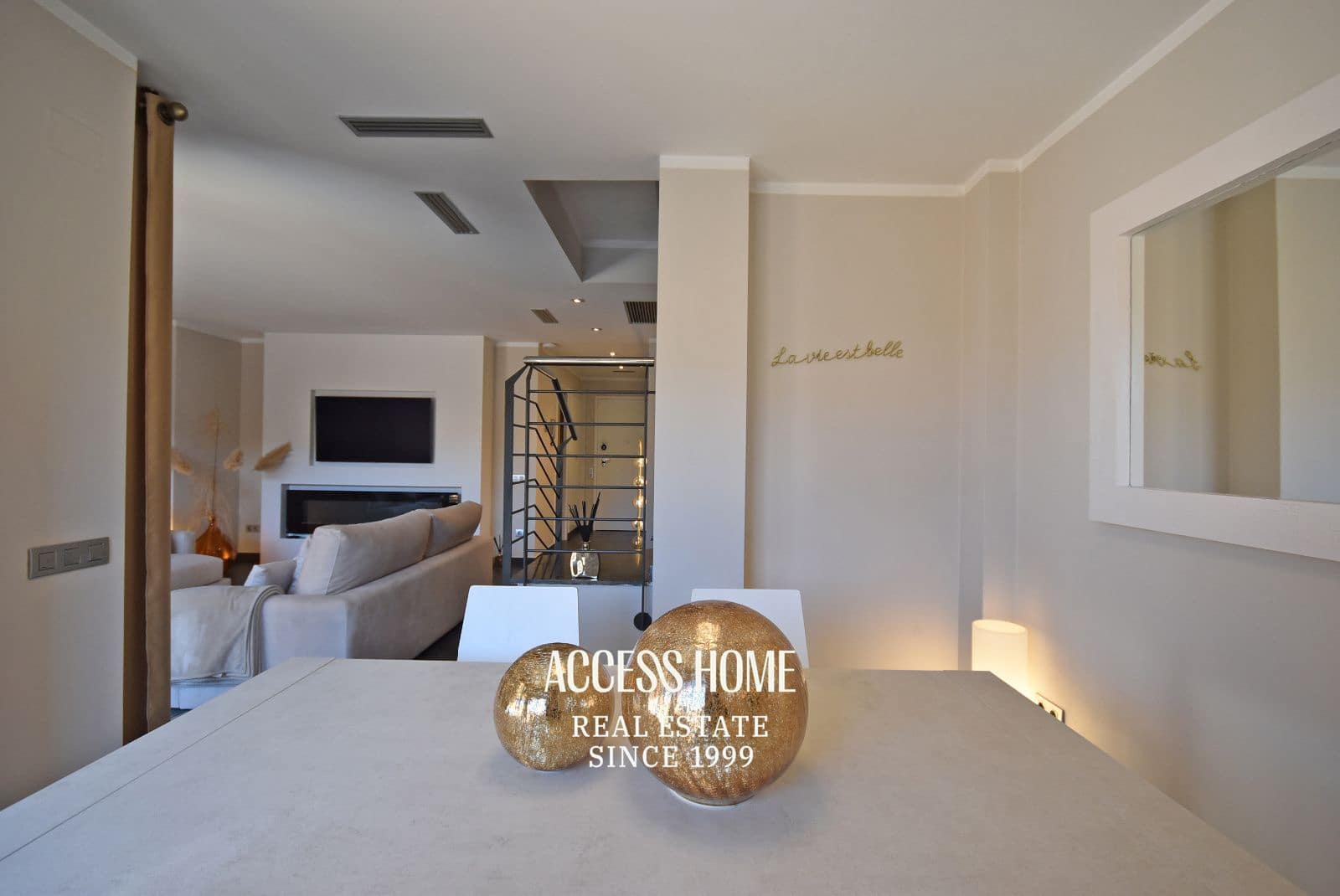 4 soverom Hus til salgs i El Masnou med svømmebasseng garasje - € 949 000 (Ref: 9787843)