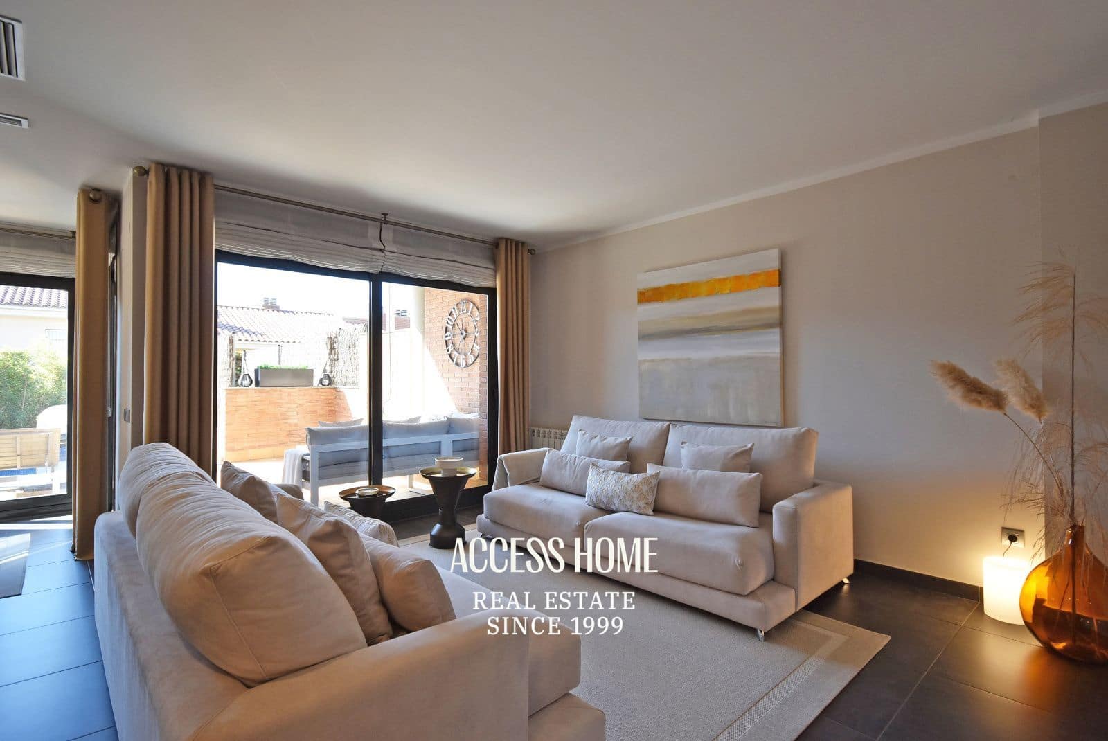 4 soverom Hus til salgs i El Masnou med svømmebasseng garasje - € 949 000 (Ref: 9787843)