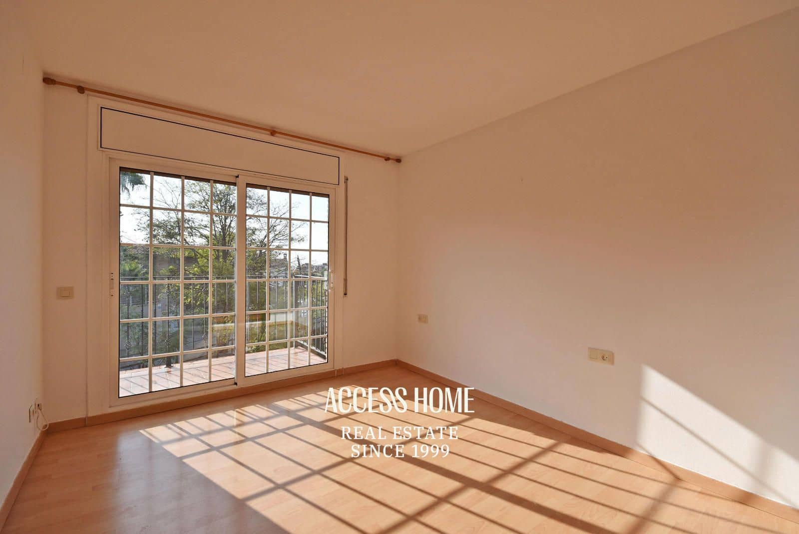 4 soverom Hus til salgs i Premia de Dalt med garasje - € 547 000 (Ref: 9787844)