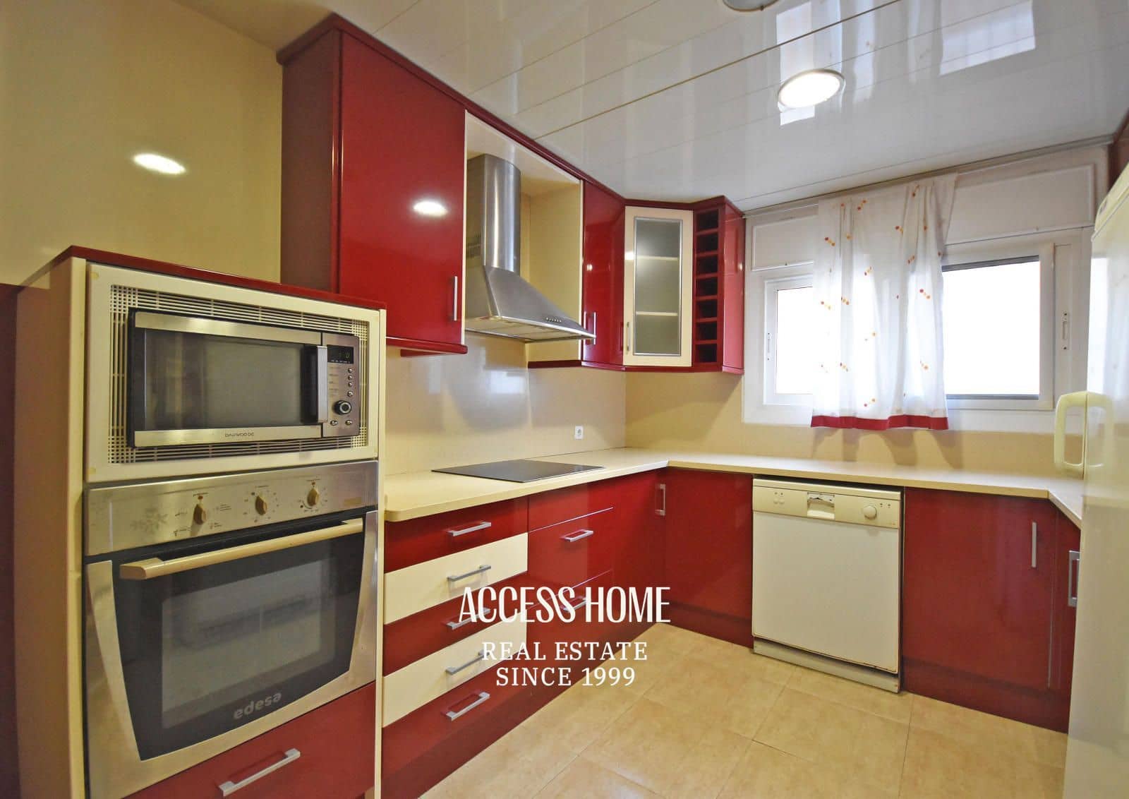 4 soverom Hus til salgs i Premia de Dalt med garasje - € 547 000 (Ref: 9787844)