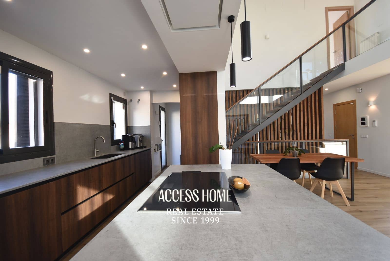 4 soveværelse Villa til salg i Mataro med swimmingpool garage - € 819.000 (Ref: 9787845)