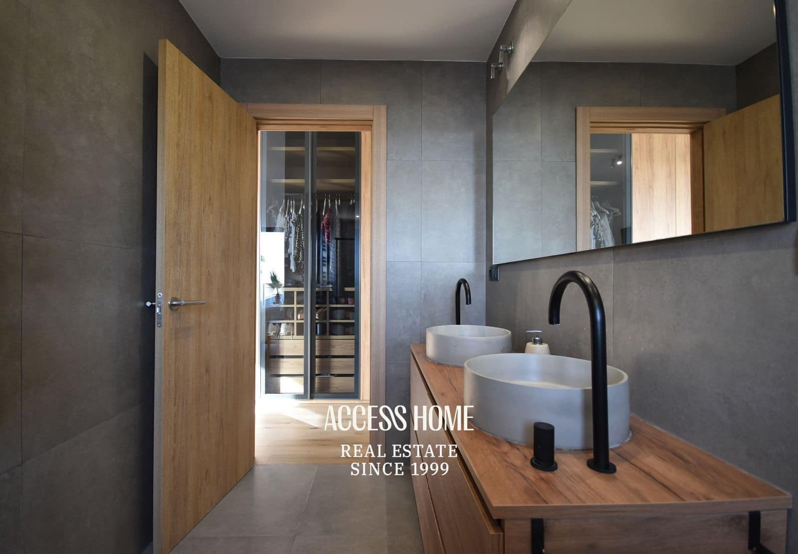 4 soveværelse Villa til salg i Mataro med swimmingpool garage - € 819.000 (Ref: 9787845)