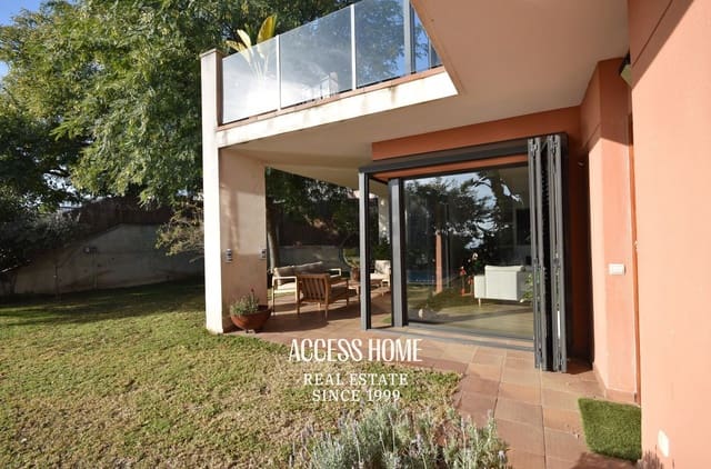 4 soveværelse Villa til salg i Mataró med swimmingpool garage - € 819.000 (Ref: 9787845)