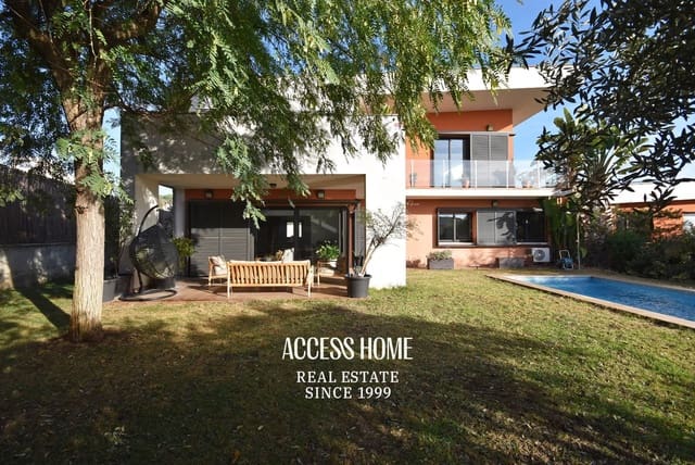 4 soveværelse Villa til salg i Mataró med swimmingpool garage - € 819.000 (Ref: 9787845)