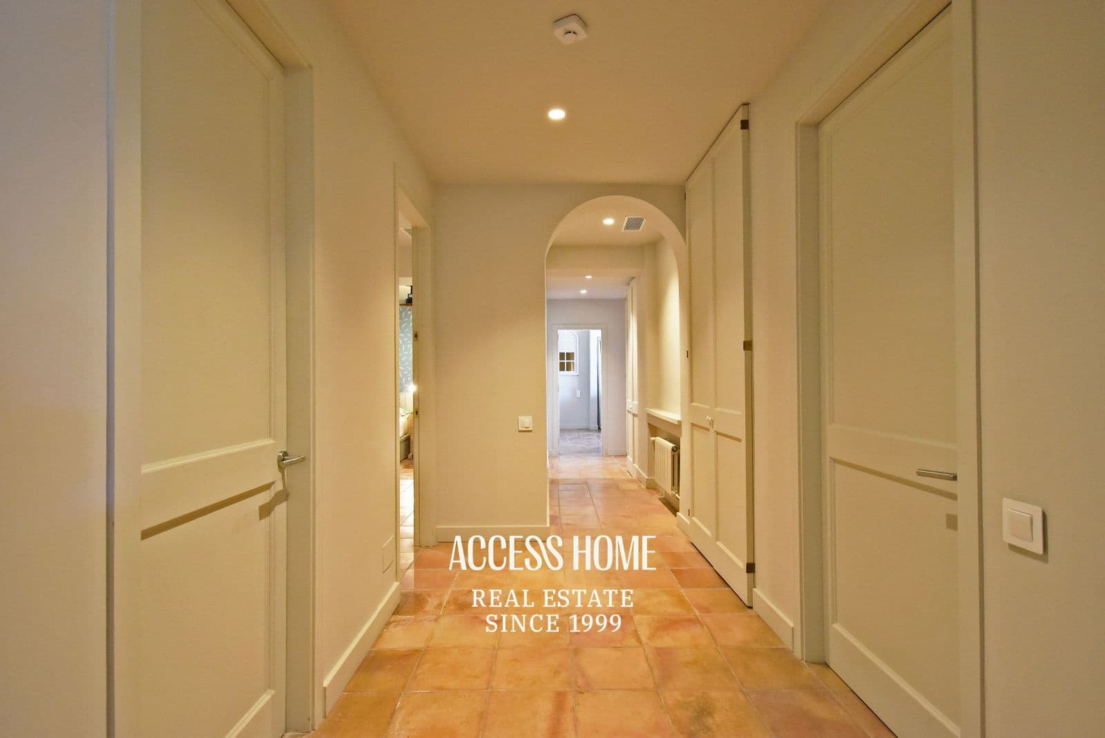 6 Zimmer Villa zu vermieten in Sant Vicenc de Montalt mit Pool Garage - 12.000 € (Ref: 9789466)