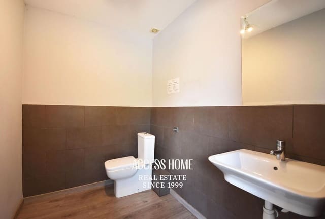 Komercyjne do wynajęcia w Cerdanyola del Vallès - 1 550 € (Ref: 9789679)