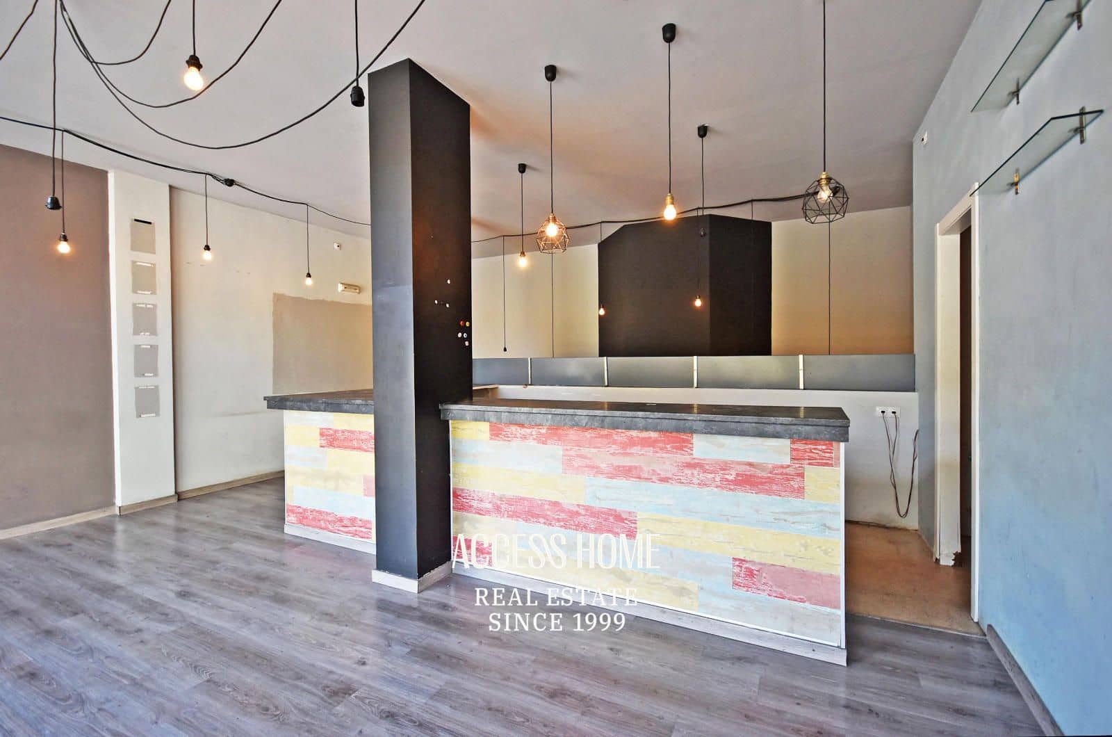 Komercyjne do wynajęcia w Cerdanyola del Valles - 1 550 € (Ref: 9789679)