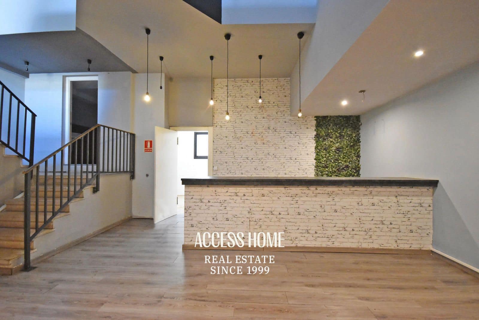 Komercyjne do wynajęcia w Cerdanyola del Valles - 1 550 € (Ref: 9789679)