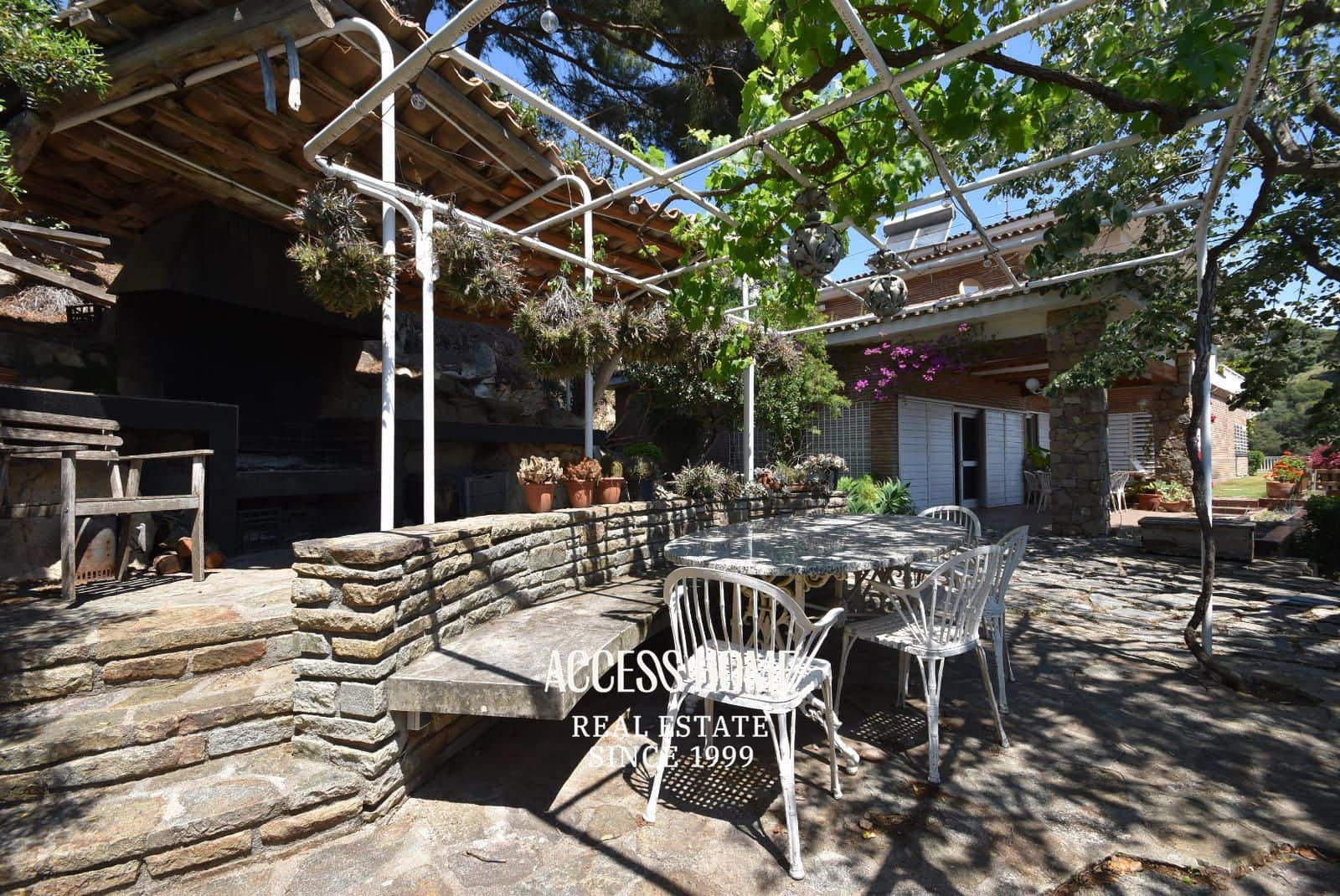 10 sypialnia Willa na sprzedaż w Cabrera de Mar z basenem garażem - 1 750 000 € (Ref: 9789815)