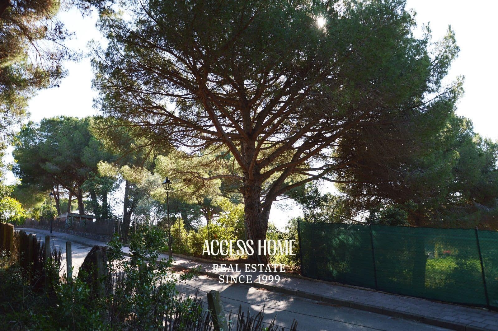 Building Plot for sale in Sant Andreu de Llavaneres - € 350,000 (Ref: 9793525)