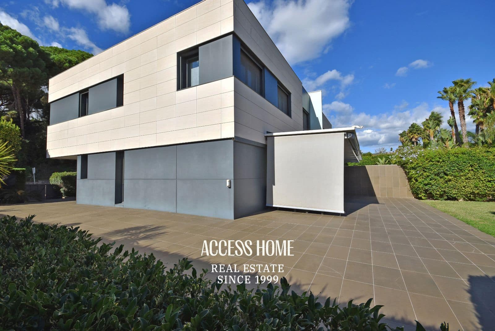 5 Zimmer Villa zu verkaufen in Sant Andreu de Llavaneres mit Pool Garage - 1.180.000 € (Ref: 9793526)