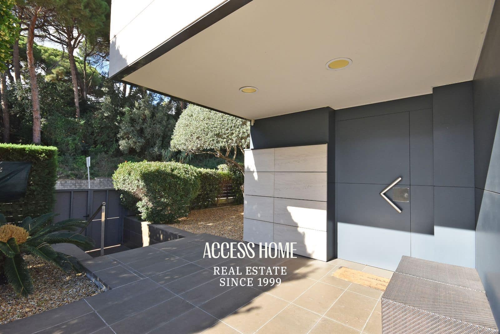 5 Zimmer Villa zu verkaufen in Sant Andreu de Llavaneres mit Pool Garage - 1.180.000 € (Ref: 9793526)