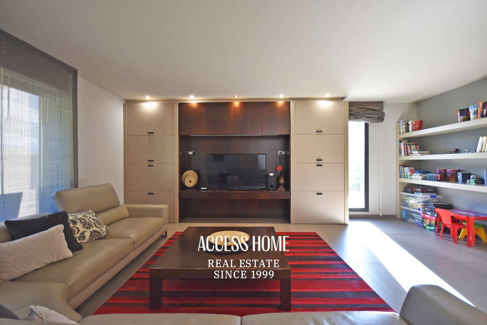 5 Zimmer Villa zu verkaufen in Sant Andreu de Llavaneres mit Pool Garage - 1.180.000 € (Ref: 9793526)