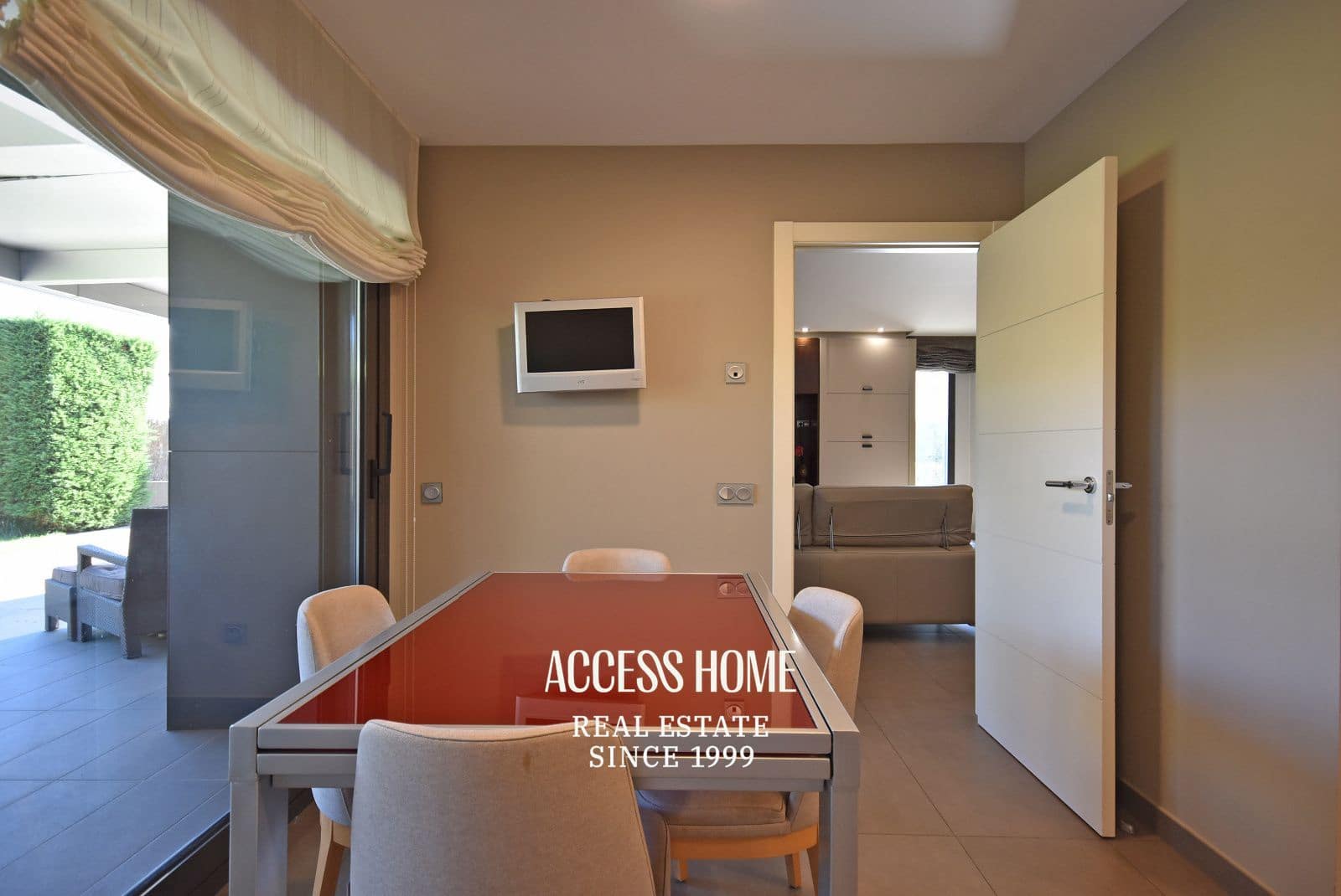 5 Zimmer Villa zu verkaufen in Sant Andreu de Llavaneres mit Pool Garage - 1.180.000 € (Ref: 9793526)