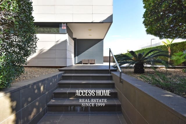 5 soveværelse Villa til salg i Sant Andreu de Llavaneres med swimmingpool garage - € 1.180.000 (Ref: 9793526)