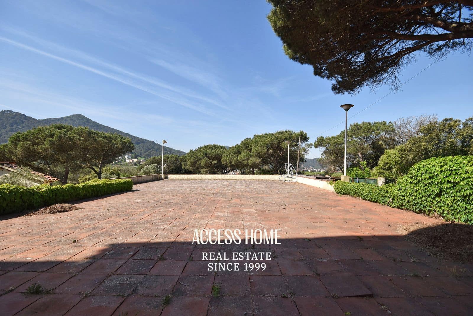 9 slaapkamer Villa te koop in Montornes del Valles met zwembad garage - € 850.000 (Ref: 9795659)