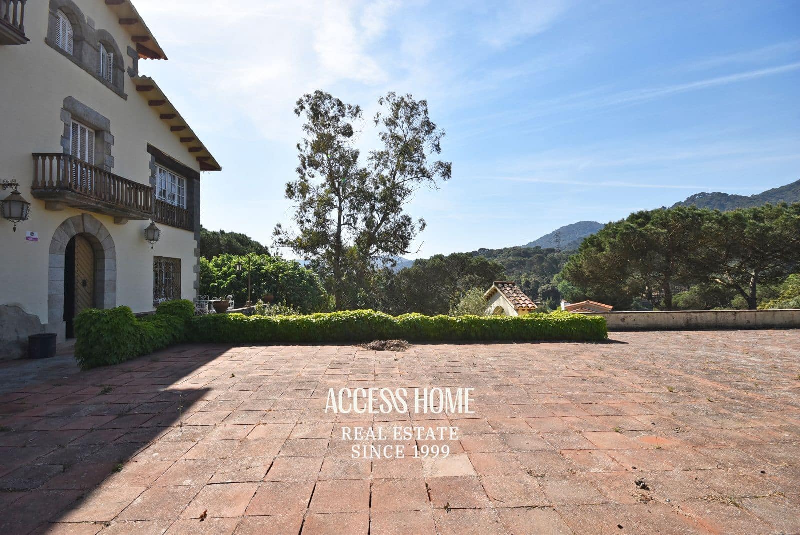 9 slaapkamer Villa te koop in Montornes del Valles met zwembad garage - € 850.000 (Ref: 9795659)